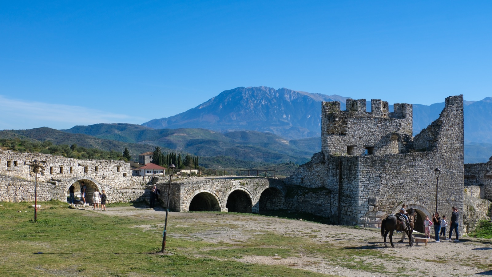 Berat — photo 2