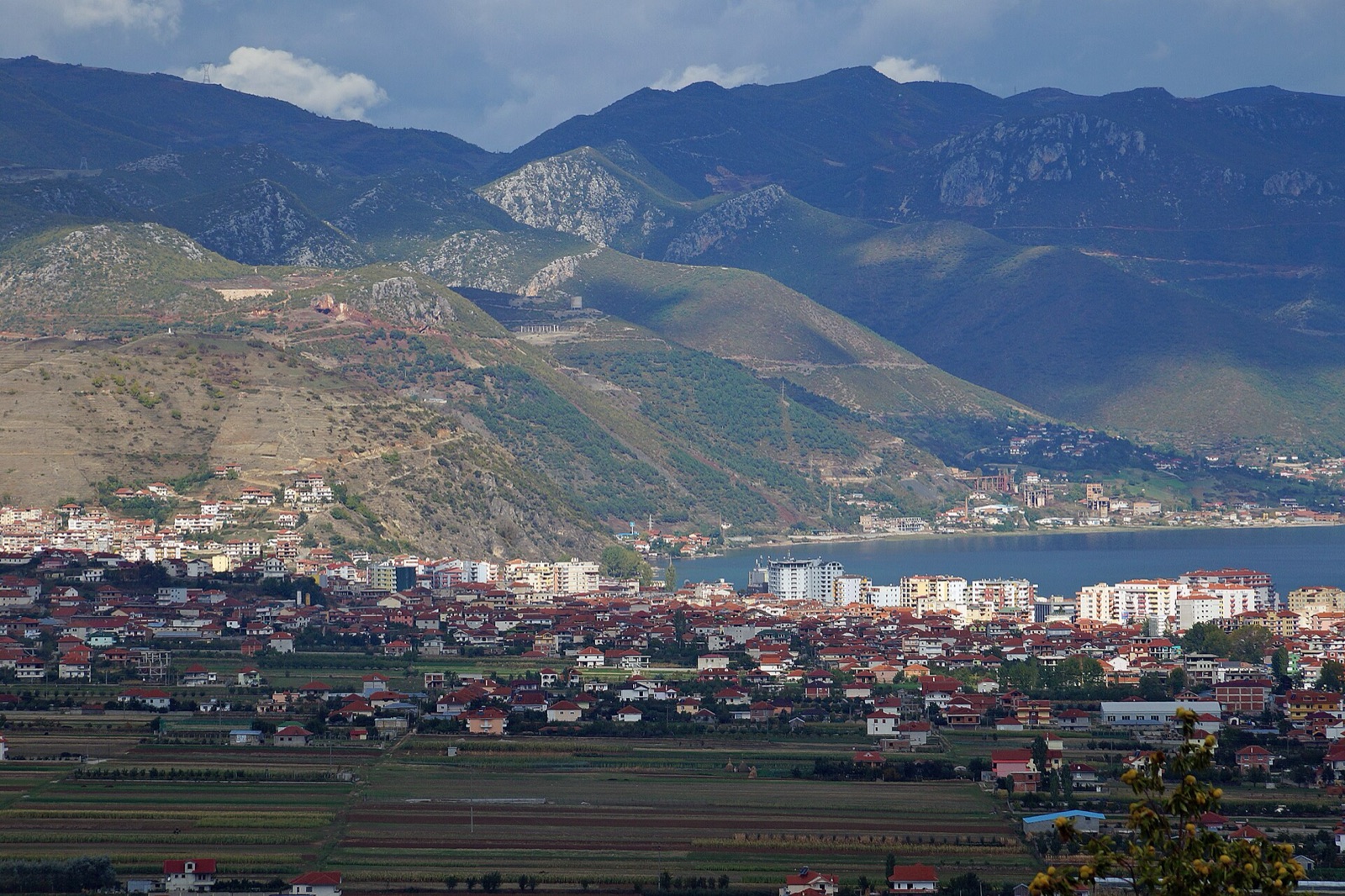 Korçë and Pogradec — photo 2